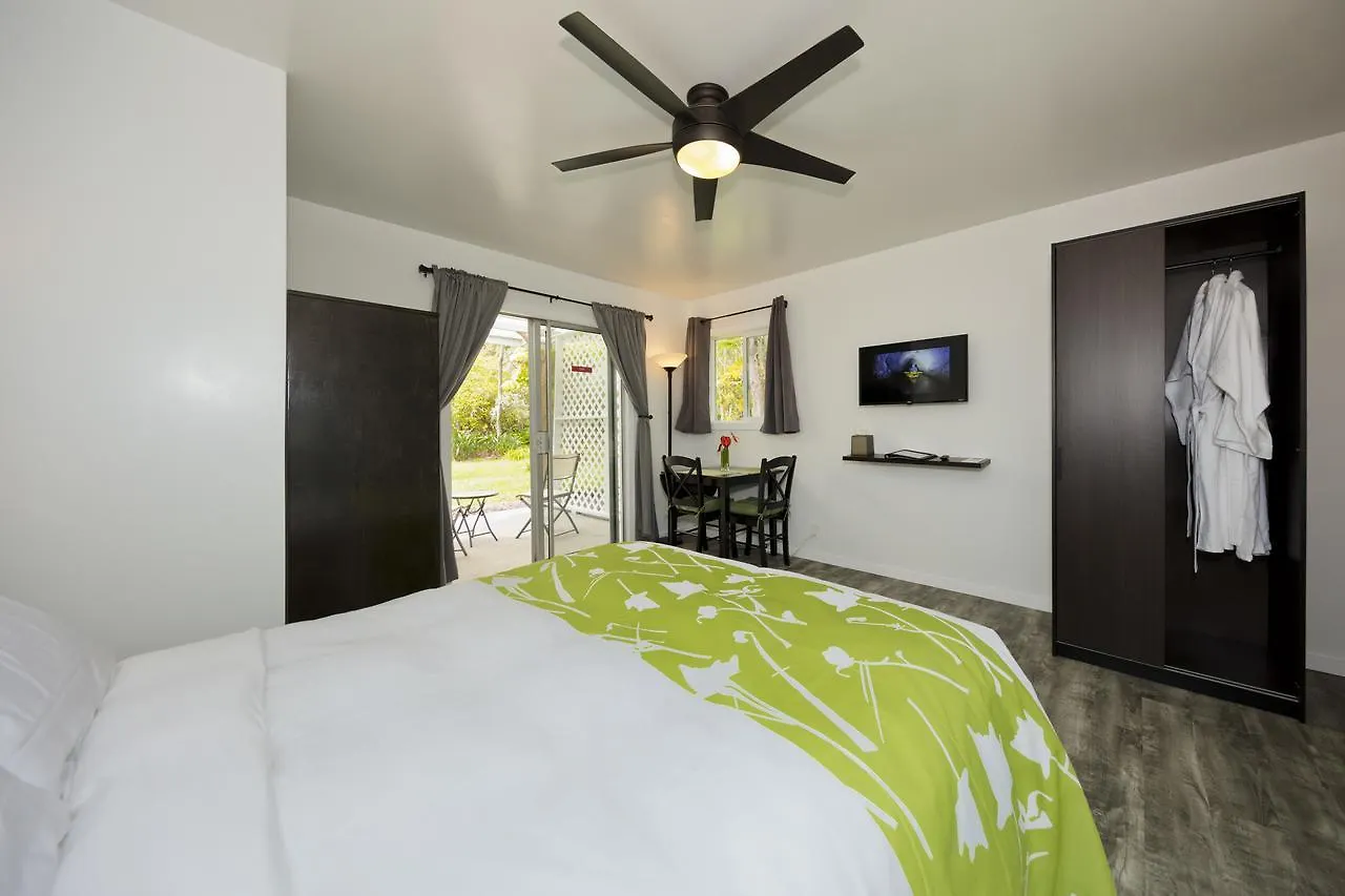 Hale 'Ohu Bed & Breakfast Volcano 3*,